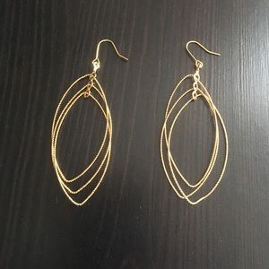 Gold dangling earrings